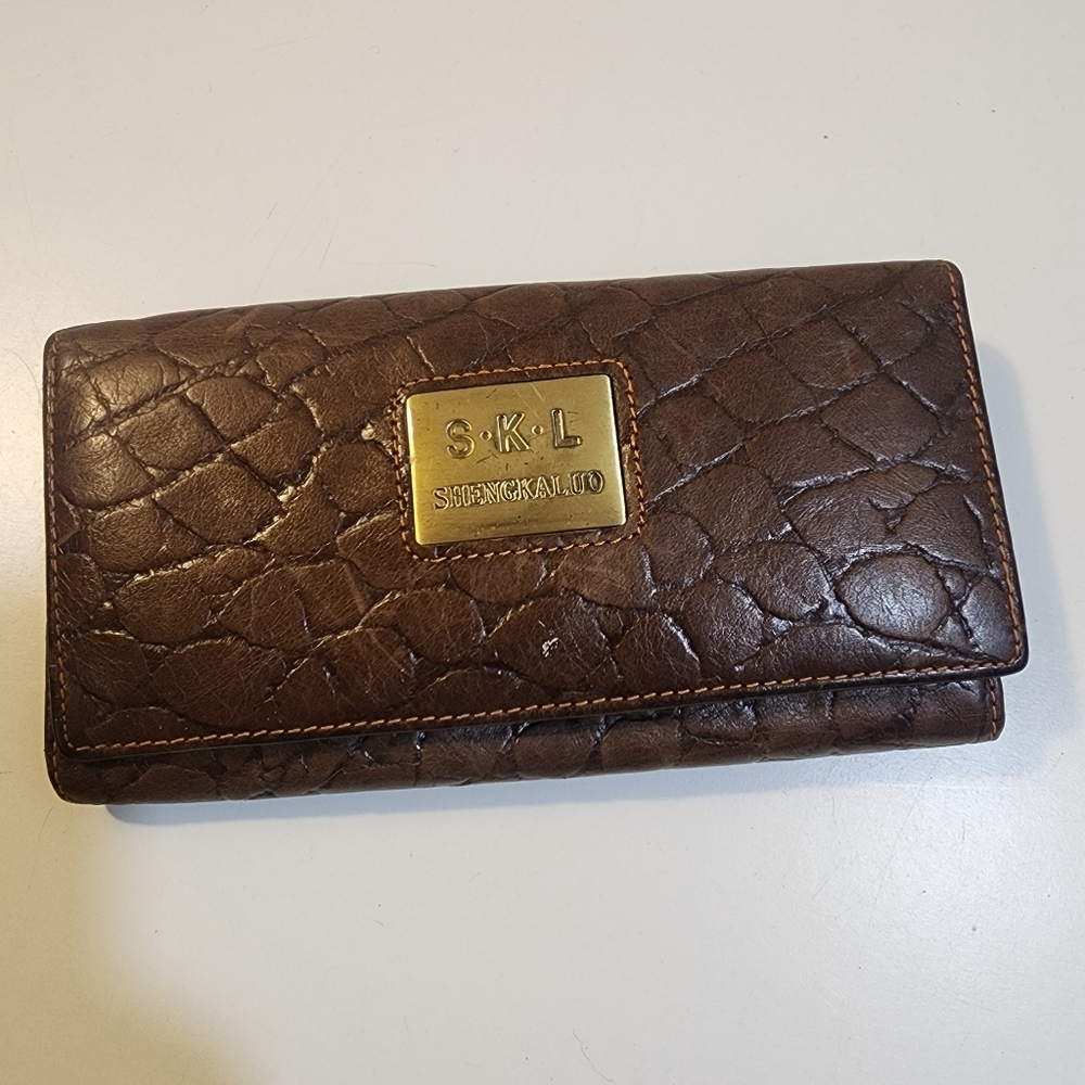 SHENGKALUO Brown Textured LEATHER Wallet with Gold Accent